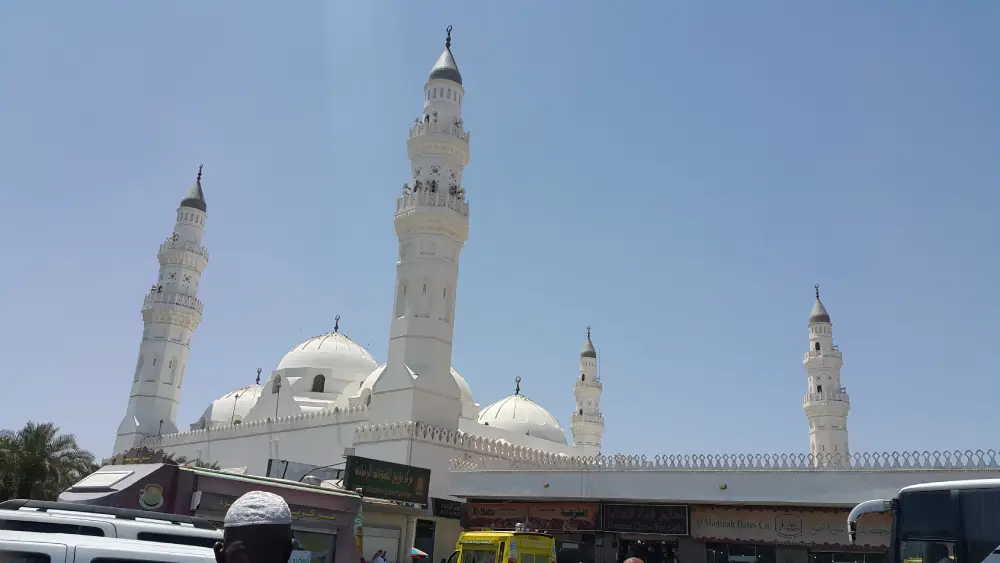 Masjid Quba di Madinah tempat Nabi Muhammad SAW dalam perjalanan hijrah
